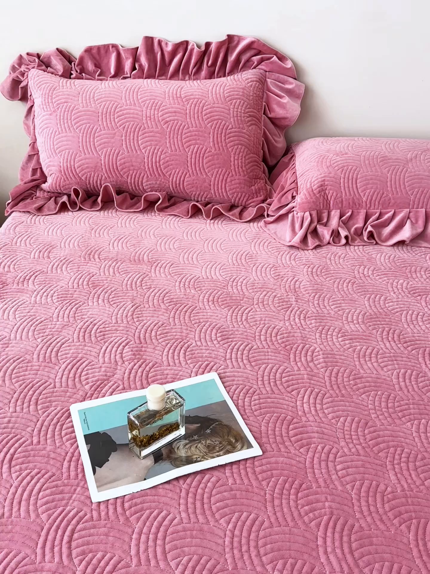 91家纺网 家纺一手货源 找家纺 爱彼家纺 2025冬季新款水晶宝宝绒单床盖床盖单件家用保暖床盖毛毯 宝宝绒床盖-豆沙