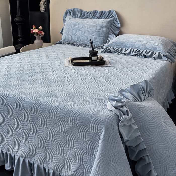 91家纺网 家纺一手货源 找家纺 爱彼家纺 2025冬季新款水晶宝宝绒单床盖床盖单件家用保暖床盖毛毯 宝宝绒床盖-浅兰