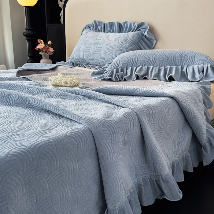 91家纺网 家纺一手货源 找家纺 爱彼家纺 2025冬季新款水晶宝宝绒单床盖床盖单件家用保暖床盖毛毯 宝宝绒床盖-浅兰