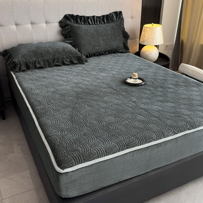 91家纺网 家纺一手货源 找家纺 爱彼家纺 2025冬季新款水晶宝宝绒床笠单品床笠床笠单件床笠三件套 宝宝绒床笠-深灰