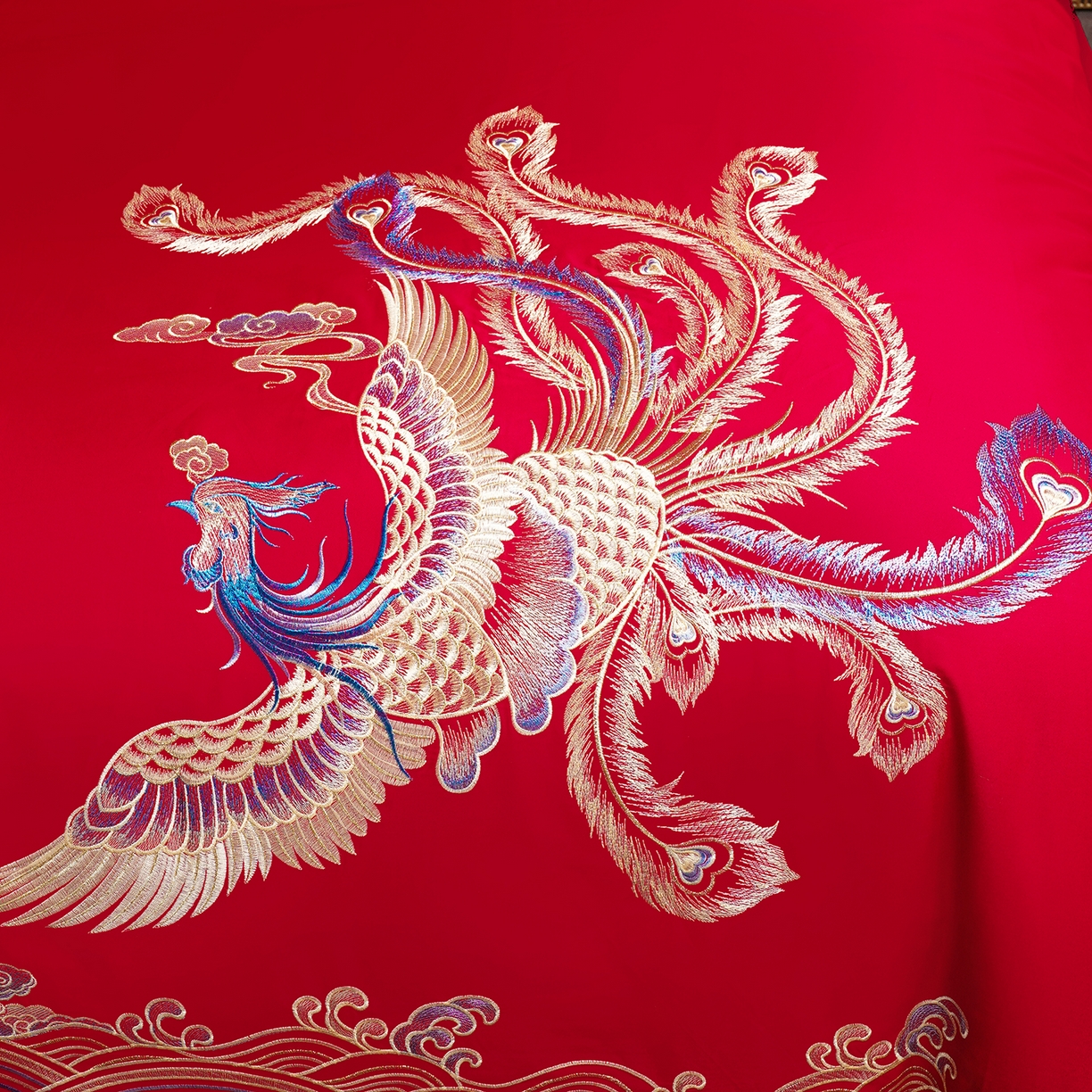 91家纺网 家纺一手货源 找家纺 置顶家纺 2025新款新中式棚拍亲肤棉婚庆大红刺绣系列四件套 迎喜龙凤-大红