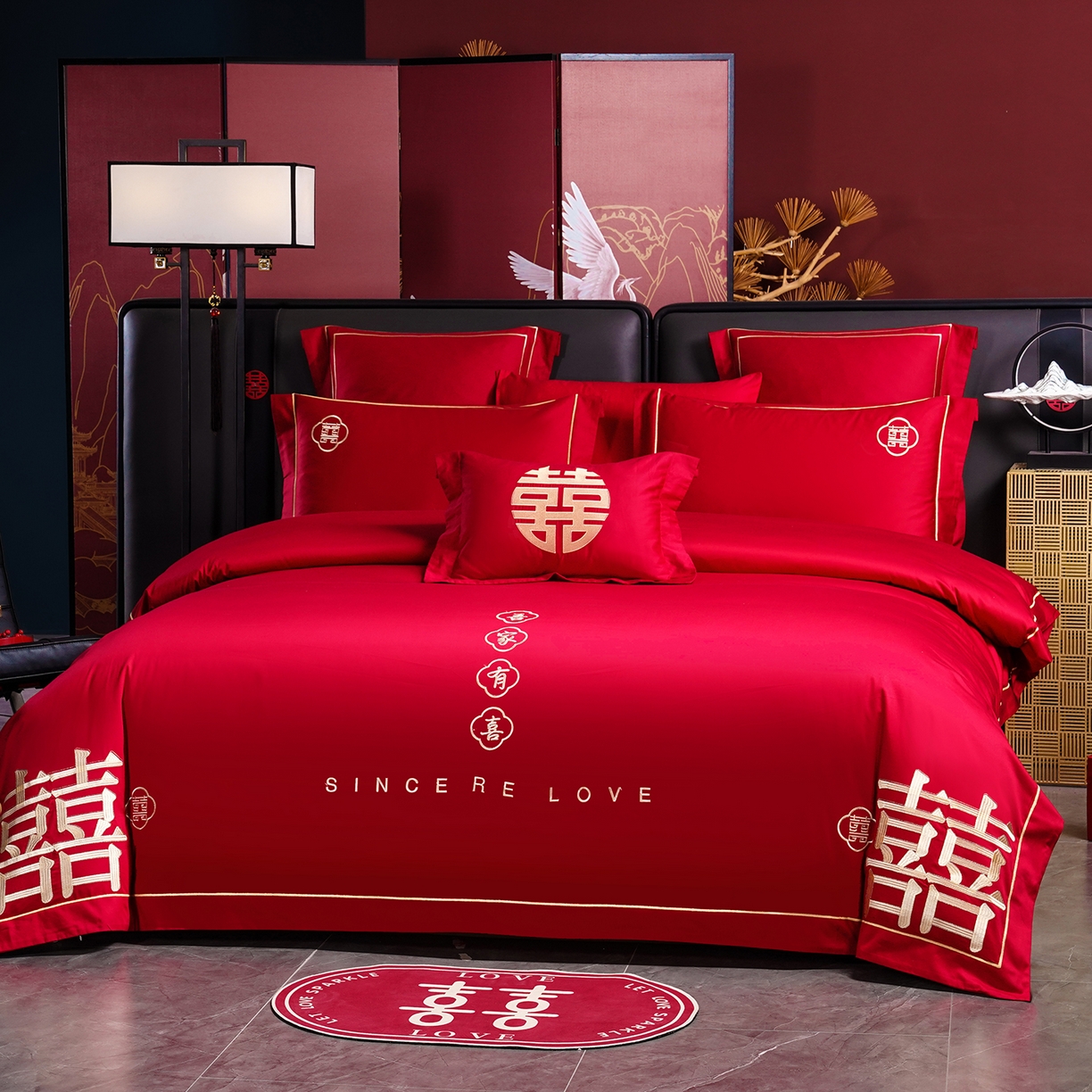 91家纺网 家纺一手货源 找家纺 置顶家纺 2025新款新中式棚拍亲肤棉婚庆大红刺绣系列四件套 囍缘-大红