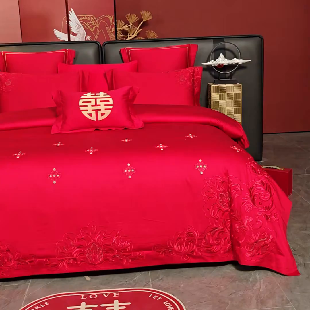 91家纺网 家纺一手货源 找家纺 置顶家纺 2025新款新中式棚拍亲肤棉婚庆大红刺绣系列四件套 盛世婚礼-大红