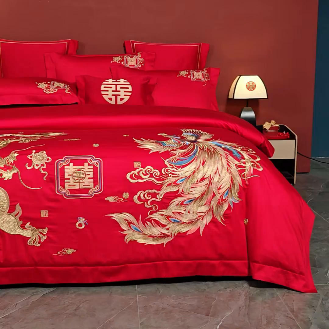 91家纺网 家纺一手货源 找家纺 置顶家纺 2025新款新中式棚拍亲肤棉婚庆大红刺绣系列四件套 龙凤盈禧-大红