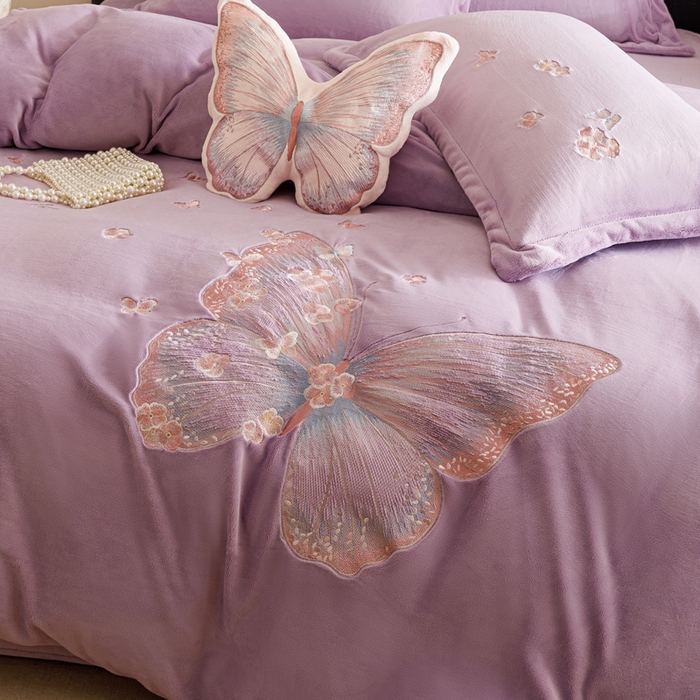 91家纺网 家纺一手货源 找家纺 卡姿家纺 2025秋冬德国奶芙绒蝴蝶刺绣— 樱花蝴蝶 樱花蝴蝶-紫