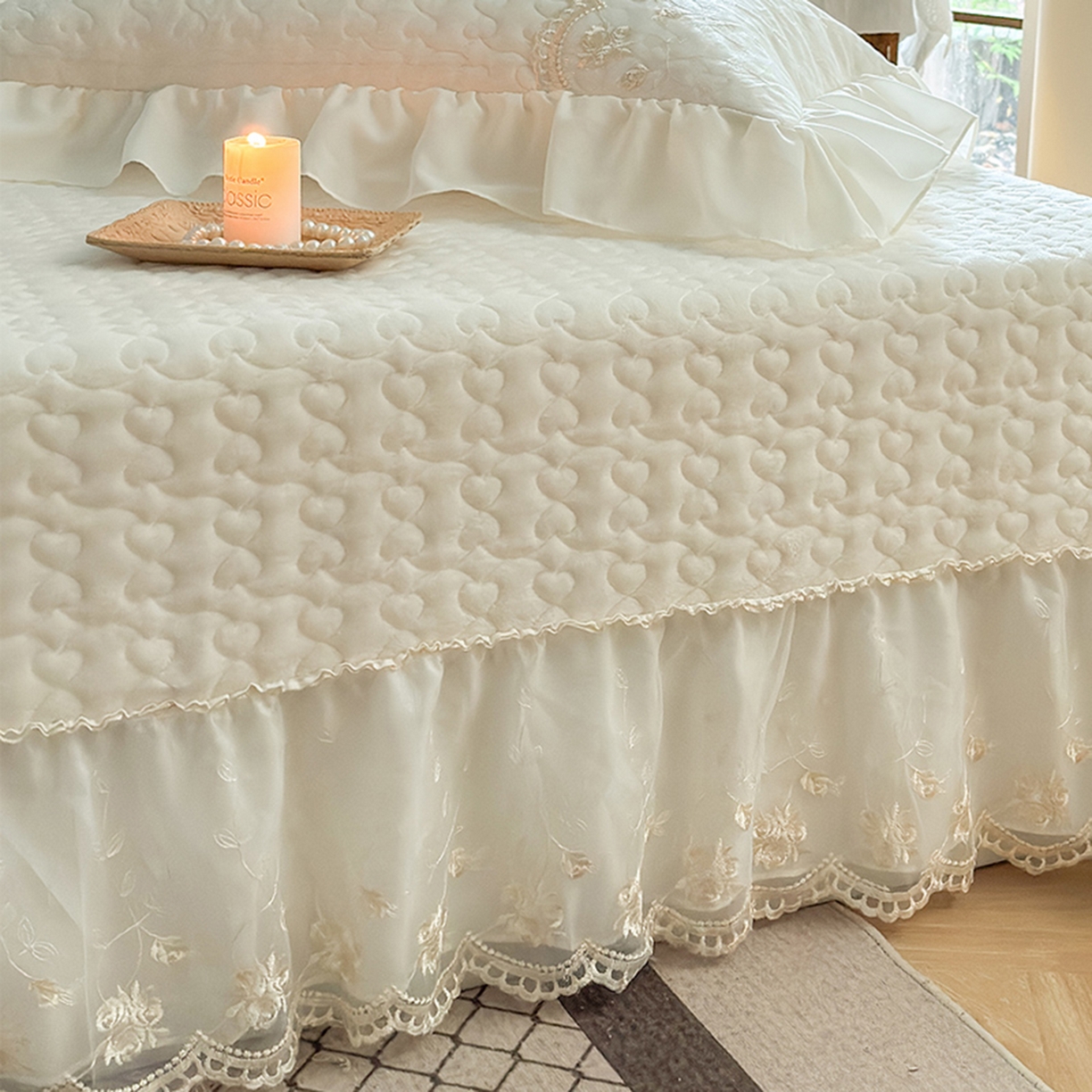 91家纺网 家纺一手货源 找家纺 （总）乐朵家居 2025新款 左岸玫瑰 牛奶绒 夹棉床盖