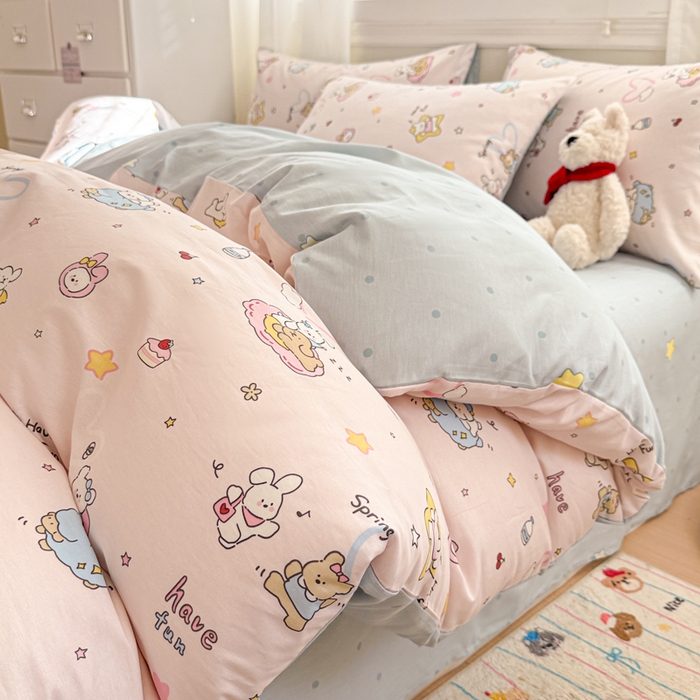 91家纺网 家纺一手货源 找家纺 曼之夏 2025新款全棉纯棉印花四件套 草莓蛋糕