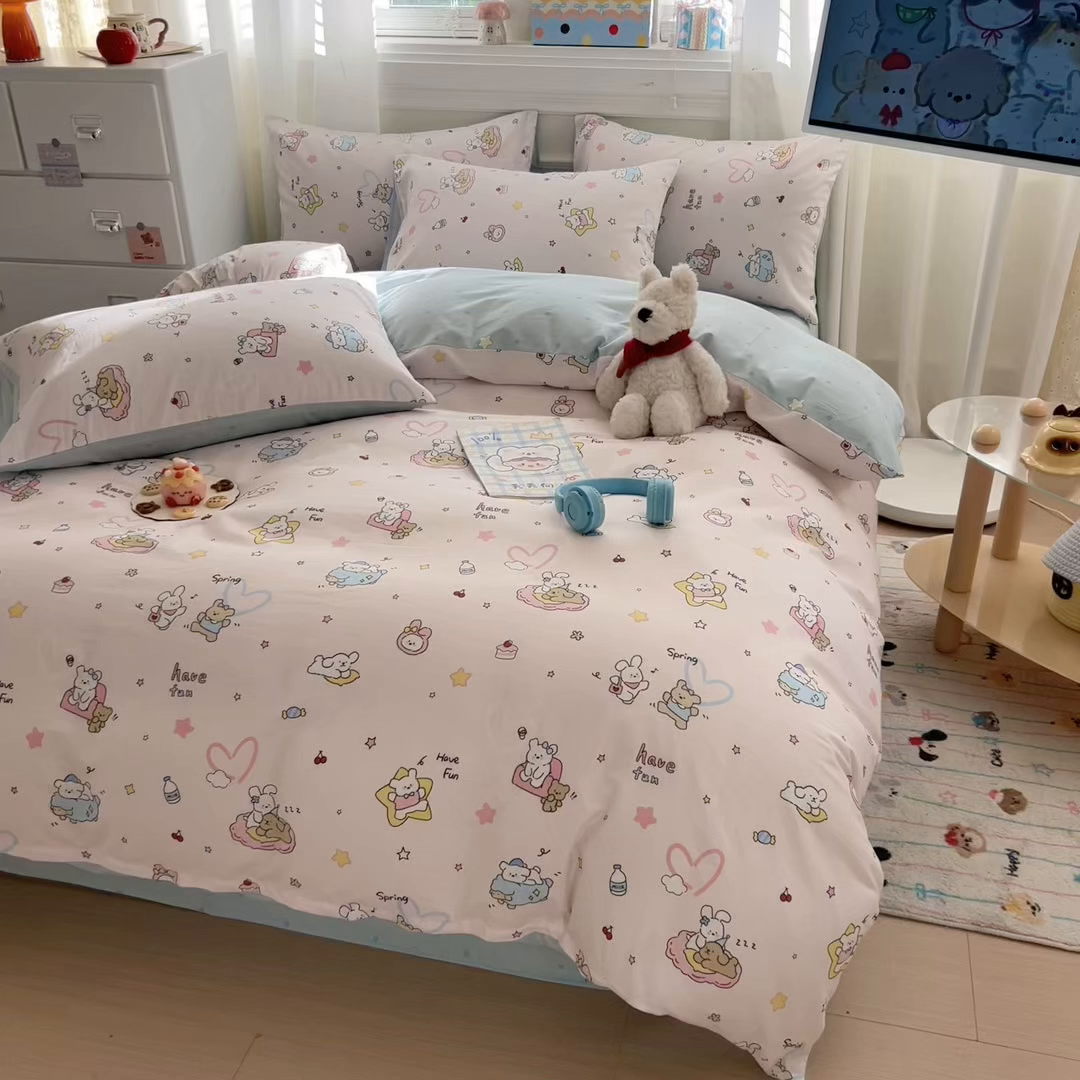 91家纺网 家纺一手货源 找家纺 曼之夏 2025新款全棉纯棉印花四件套 草莓蛋糕