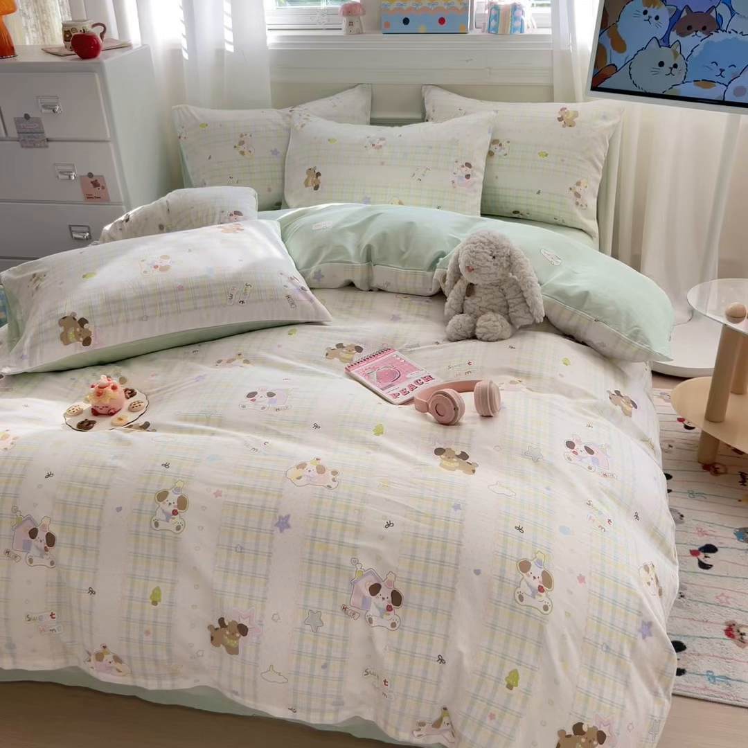 91家纺网 家纺一手货源 找家纺 曼之夏 2025新款全棉纯棉印花四件套 格子小狗