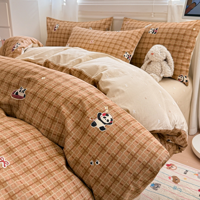91家纺网 家纺一手货源 找家纺 曼之夏 2025新款全棉纯棉印花四件套 快乐熊猫
