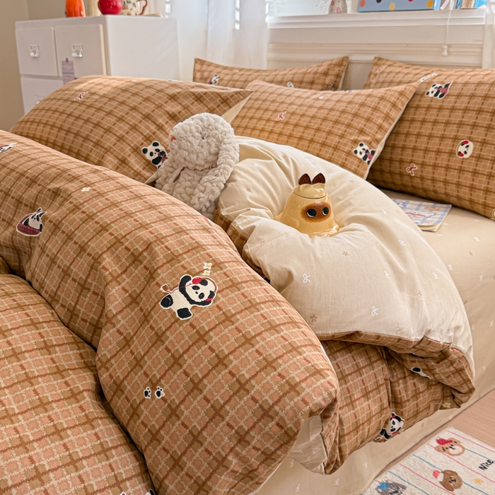 91家纺网 家纺一手货源 找家纺 曼之夏 2025新款全棉纯棉印花四件套 快乐熊猫