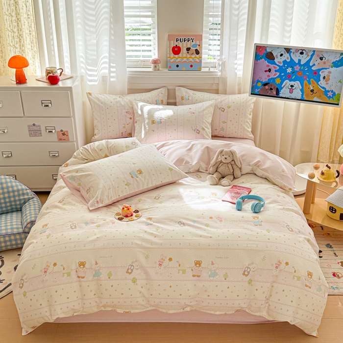 91家纺网 家纺一手货源 找家纺 曼之夏 2025新款全棉纯棉印花四件套 小熊序曲