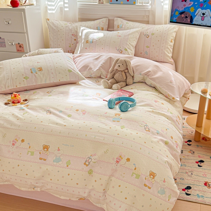 91家纺网 家纺一手货源 找家纺 曼之夏 2025新款全棉纯棉印花四件套 小熊序曲