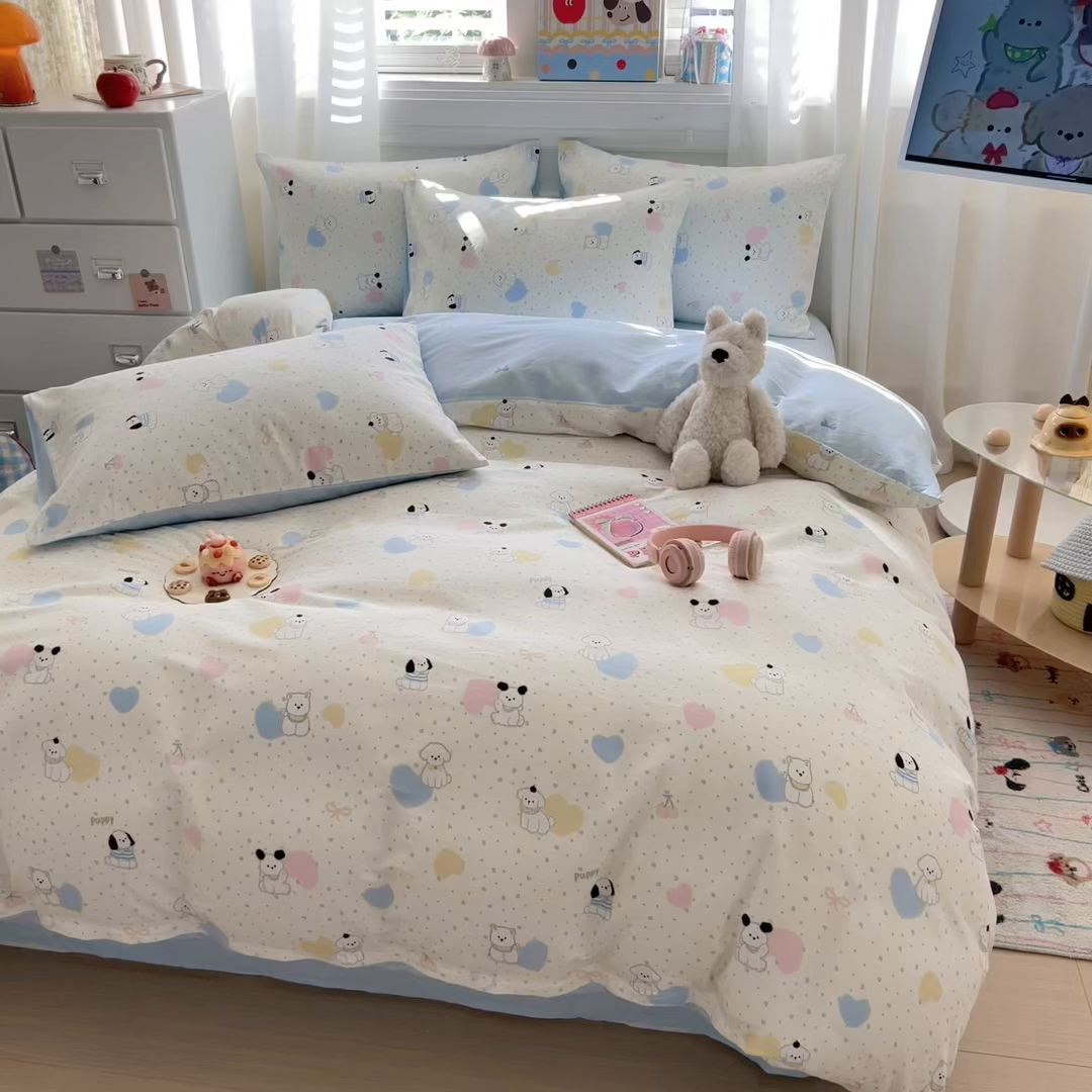 91家纺网 家纺一手货源 找家纺 曼之夏 2025新款全棉纯棉印花四件套 心心狗