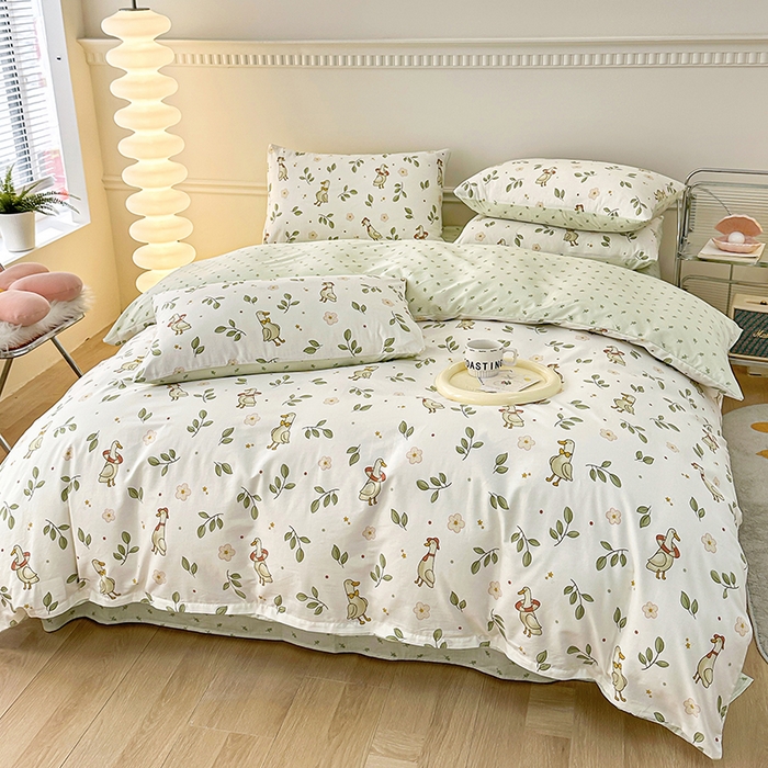 91家纺网 家纺一手货源 找家纺 宇彬家纺 2025直播新款13372全棉纯棉印花单双人被套喷气小清新简约热款学生被罩鸭吖