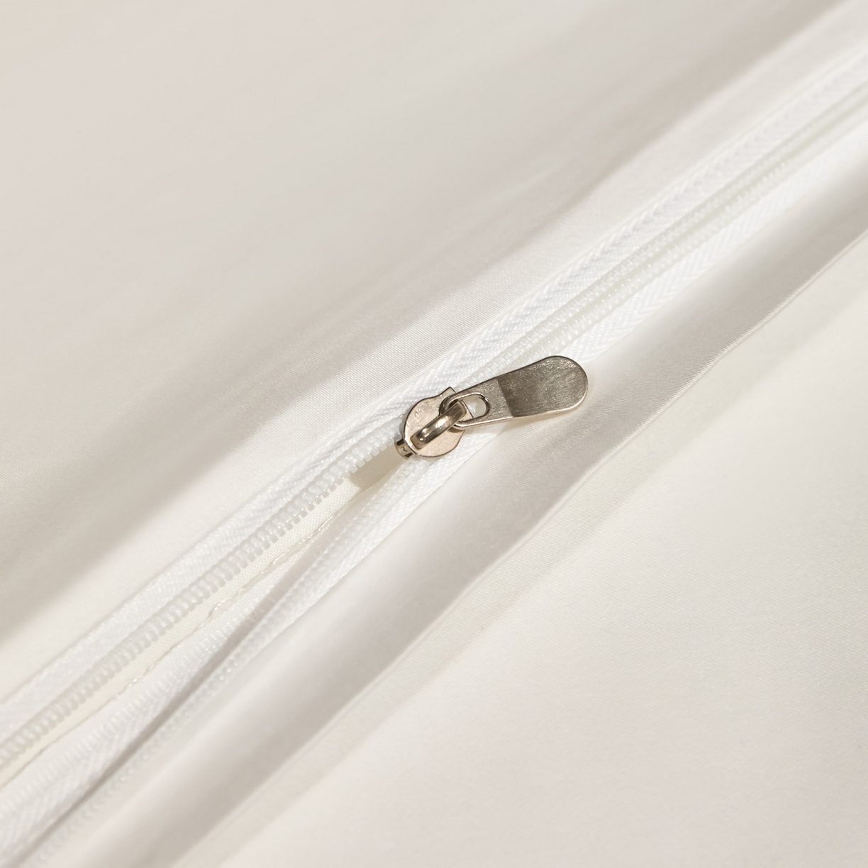 91家纺网 家纺一手货源 找家纺 米多多 2025新款70S全工艺CR长绒棉四件套 本白