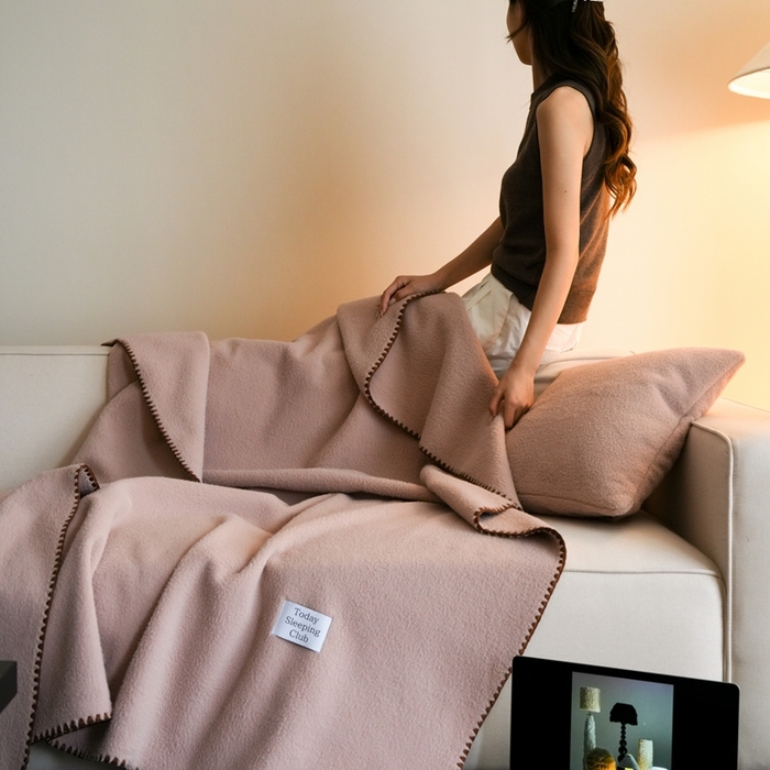 91家纺网 家纺一手货源 找家纺 三味舒屋 2025新款Today Sleeping仿生羊毛绒复合毛毯盖毯（全平台控价券后不低于98/168/188） 贝壳粉