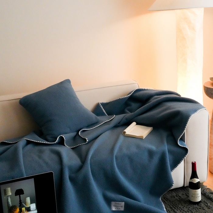 91家纺网 家纺一手货源 找家纺 三味舒屋 2025新款Today Sleeping仿生羊毛绒复合毛毯盖毯（全平台控价券后不低于98/168/188） 月光蓝