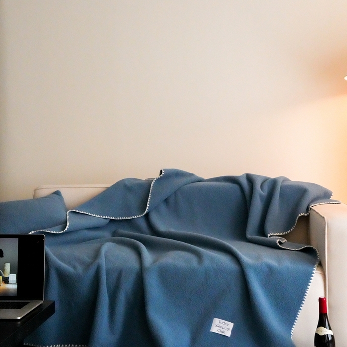 91家纺网 家纺一手货源 找家纺 三味舒屋 2025新款Today Sleeping仿生羊毛绒复合毛毯盖毯（全平台控价券后不低于98/168/188） 月光蓝