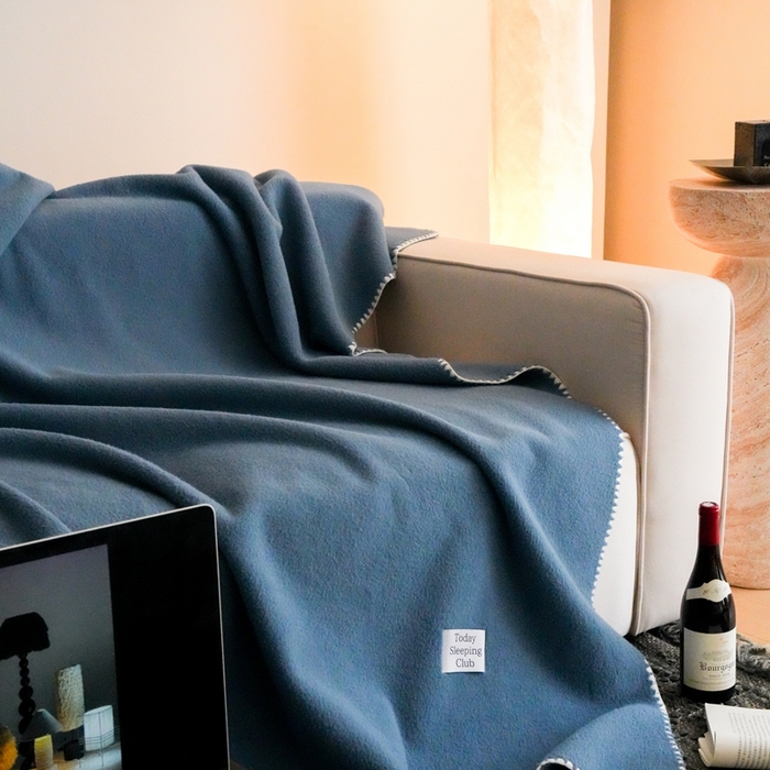 91家纺网 家纺一手货源 找家纺 三味舒屋 2025新款Today Sleeping仿生羊毛绒复合毛毯盖毯（全平台控价券后不低于98/168/188） 月光蓝