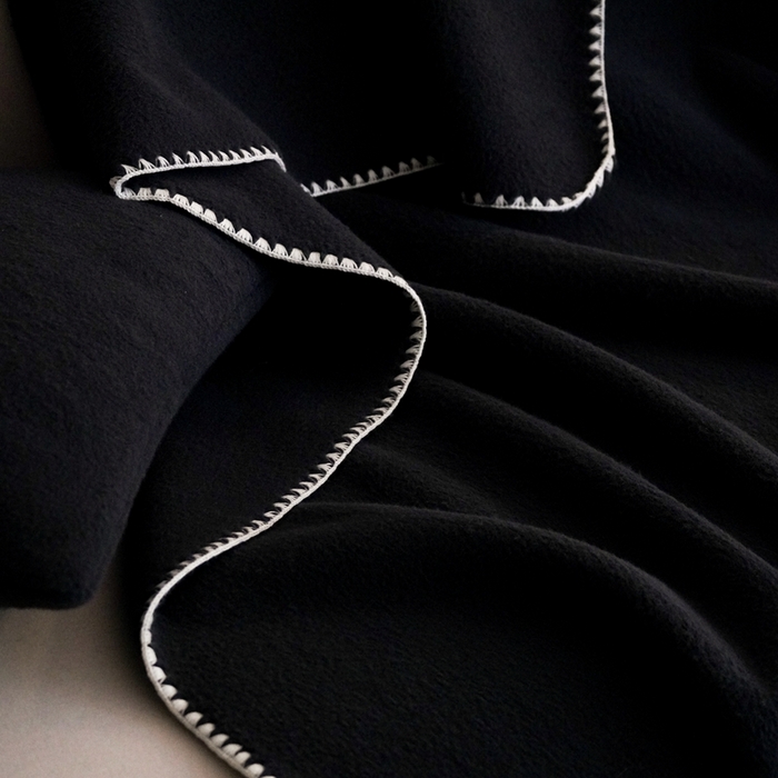 91家纺网 家纺一手货源 找家纺 三味舒屋 2025新款Today Sleeping仿生羊毛绒复合毛毯盖毯（全平台控价券后不低于98/168/188） 黑森林