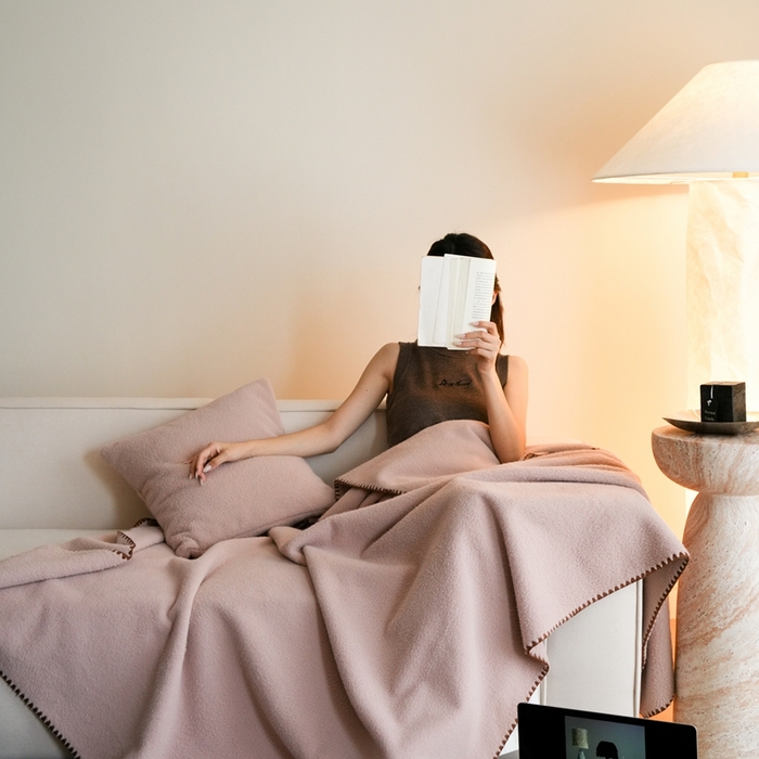 91家纺网 家纺一手货源 找家纺 三味舒屋 2025新款Today Sleeping仿生羊毛绒复合毛毯盖毯（全平台控价券后不低于98/168/188） 贝壳粉