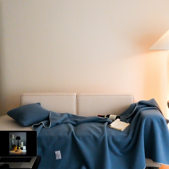 91家纺网 家纺一手货源 找家纺 三味舒屋 2025新款Today Sleeping仿生羊毛绒复合毛毯盖毯（全平台控价券后不低于98/168/188） 月光蓝