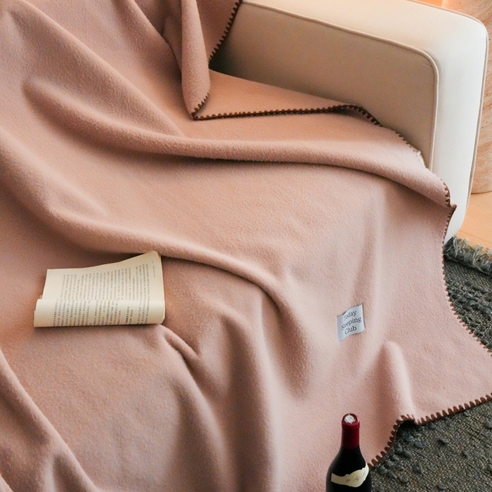 91家纺网 家纺一手货源 找家纺 三味舒屋 2025新款Today Sleeping仿生羊毛绒复合毛毯盖毯（全平台控价券后不低于98/168/188） 贝壳粉
