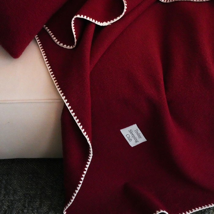 91家纺网 家纺一手货源 找家纺 三味舒屋 2025新款Today Sleeping仿生羊毛绒复合毛毯盖毯（全平台控价券后不低于98/168/188） 璀璨洋红