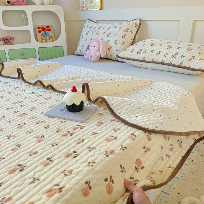 91家纺网 家纺一手货源 找家纺 （总）床盖工厂店 2025新款加厚高克重牛奶绒床盖豆豆绒单被套四件套牛奶绒四件套