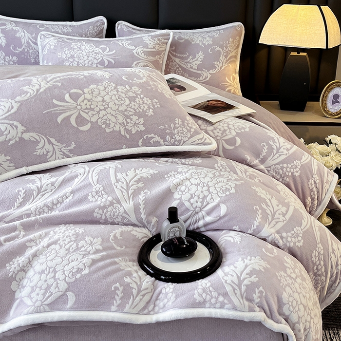 91家纺网 家纺一手货源 找家纺 （总）妮恒美家纺 2025新款雕花牛奶绒四件套