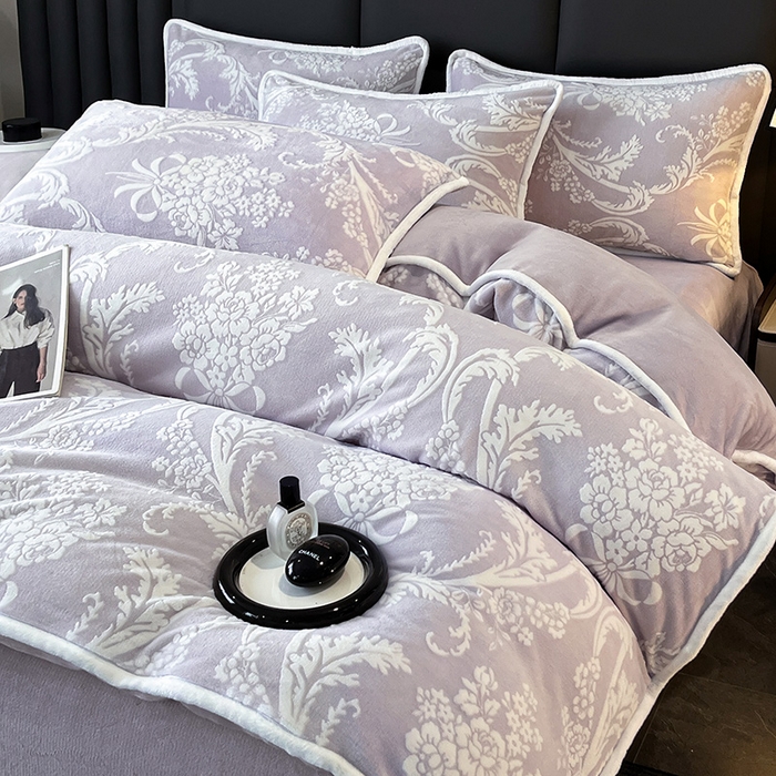 91家纺网 家纺一手货源 找家纺 （总）妮恒美家纺 2025新款雕花牛奶绒四件套