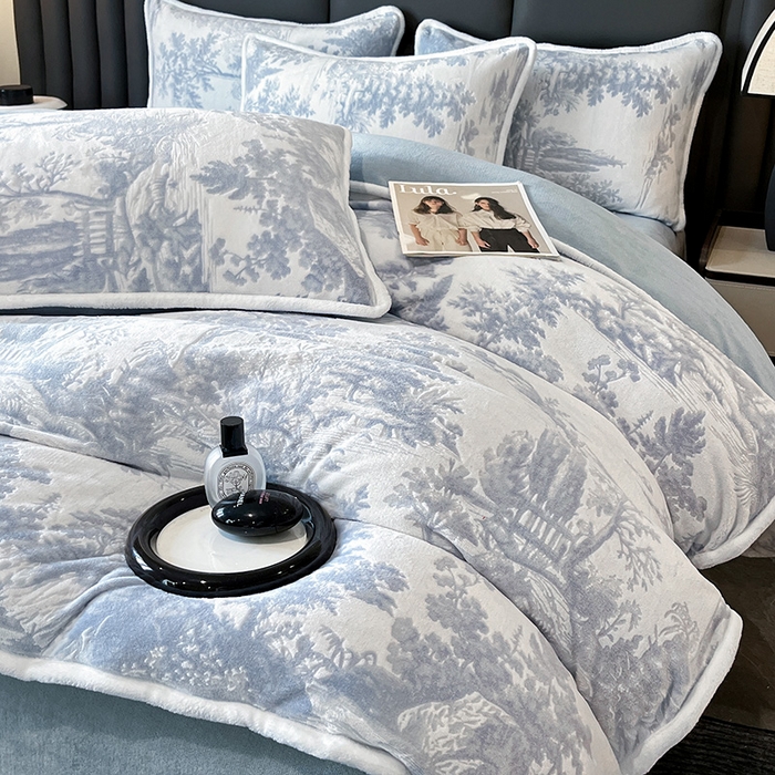 91家纺网 家纺一手货源 找家纺 （总）妮恒美家纺 2025新款雕花牛奶绒四件套