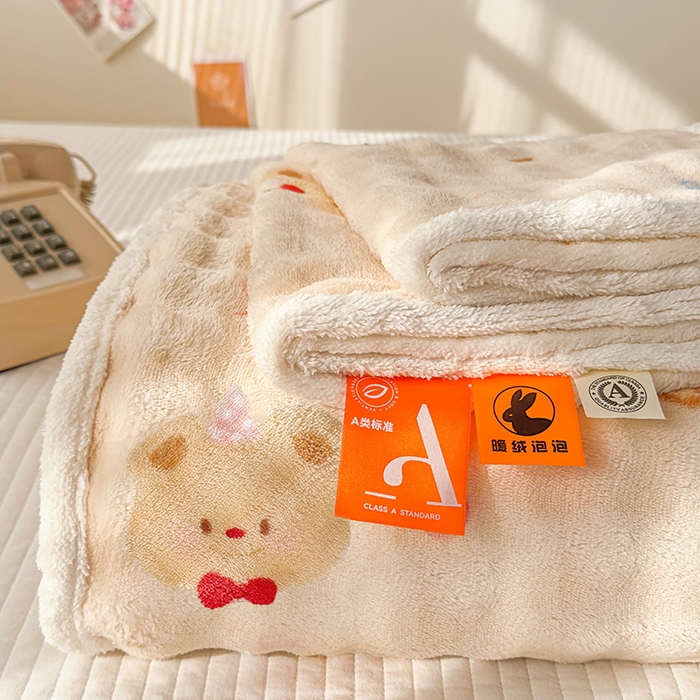 91家纺网 家纺一手货源 找家纺 丝芙妮家居（原乐视家纺） 2025新款A类牛奶泡泡绒印花单品床单 纯真小熊