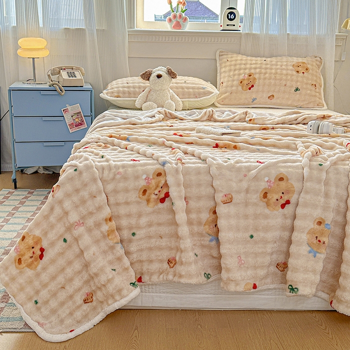 91家纺网 家纺一手货源 找家纺 丝芙妮家居（原乐视家纺） 2025新款A类牛奶泡泡绒印花单品床单 纯真小熊