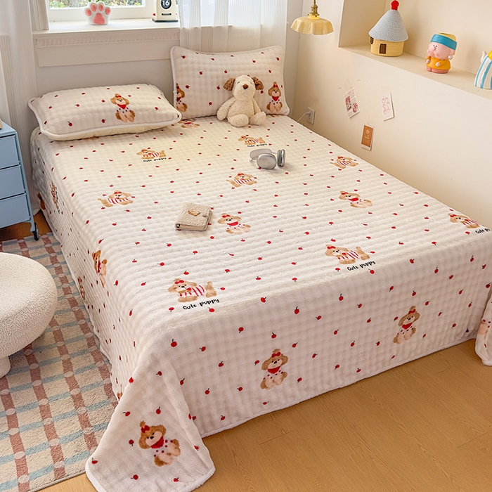 91家纺网 家纺一手货源 找家纺 丝芙妮家居（原乐视家纺） 2025新款A类牛奶泡泡绒印花单品床单 假日小狗