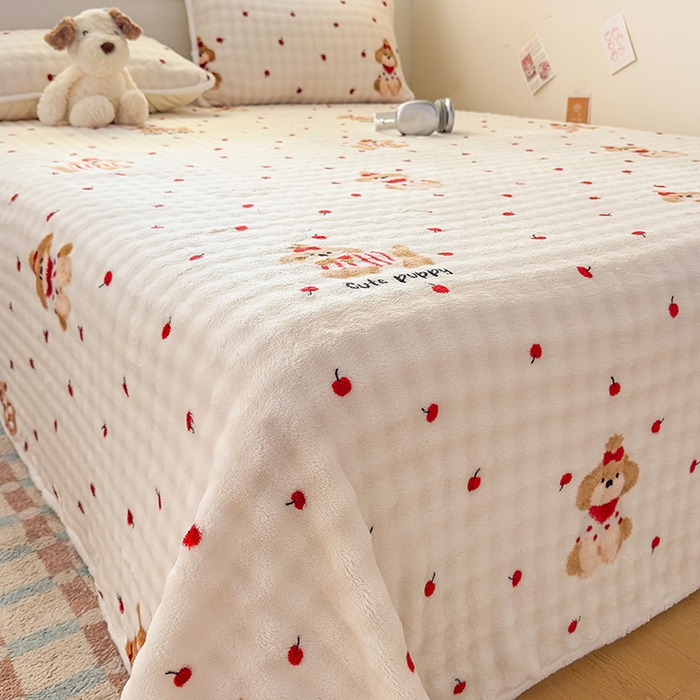 91家纺网 家纺一手货源 找家纺 丝芙妮家居（原乐视家纺） 2025新款A类牛奶泡泡绒印花单品床单 假日小狗