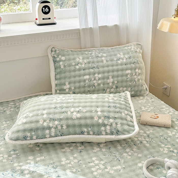 91家纺网 家纺一手货源 找家纺 丝芙妮家居（原乐视家纺） 2025新款A类牛奶泡泡绒印花单品床单 漫花香