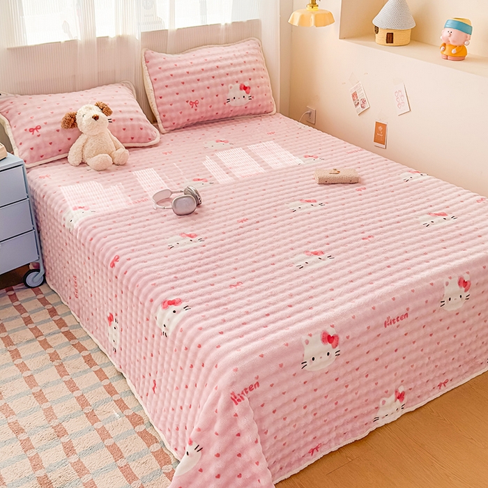 91家纺网 家纺一手货源 找家纺 丝芙妮家居（原乐视家纺） 2025新款A类牛奶泡泡绒印花单品床单 甜糯凯蒂