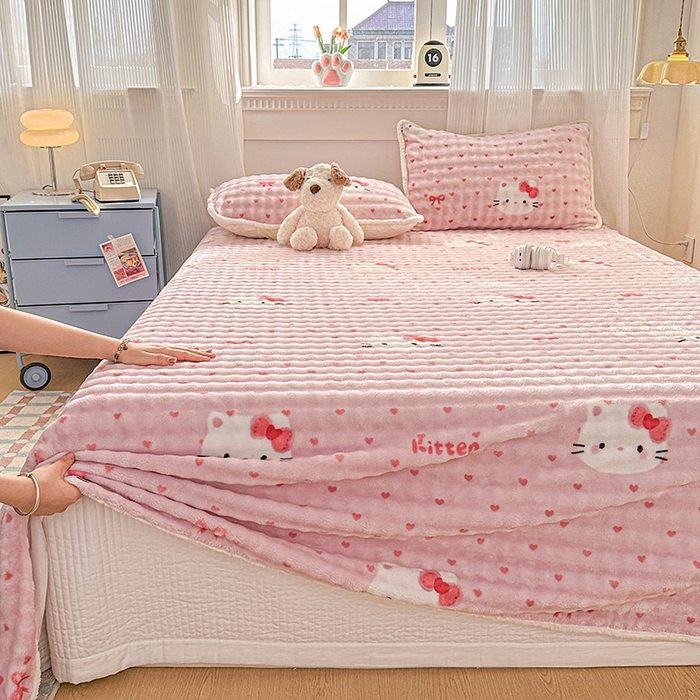 91家纺网 家纺一手货源 找家纺 丝芙妮家居（原乐视家纺） 2025新款A类牛奶泡泡绒印花单品床单 甜糯凯蒂