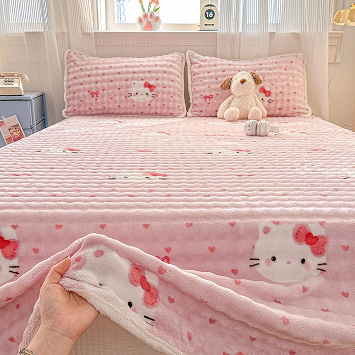 91家纺网 家纺一手货源 找家纺 丝芙妮家居（原乐视家纺） 2025新款A类牛奶泡泡绒印花单品床单 甜糯凯蒂