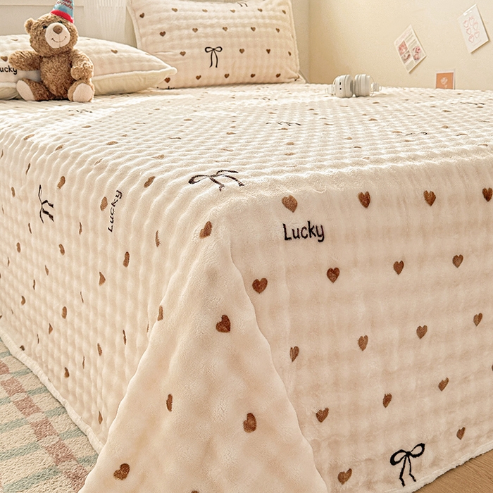 91家纺网 家纺一手货源 找家纺 丝芙妮家居（原乐视家纺） 2025新款A类牛奶泡泡绒印花单品床单 心愿蝴蝶-咖