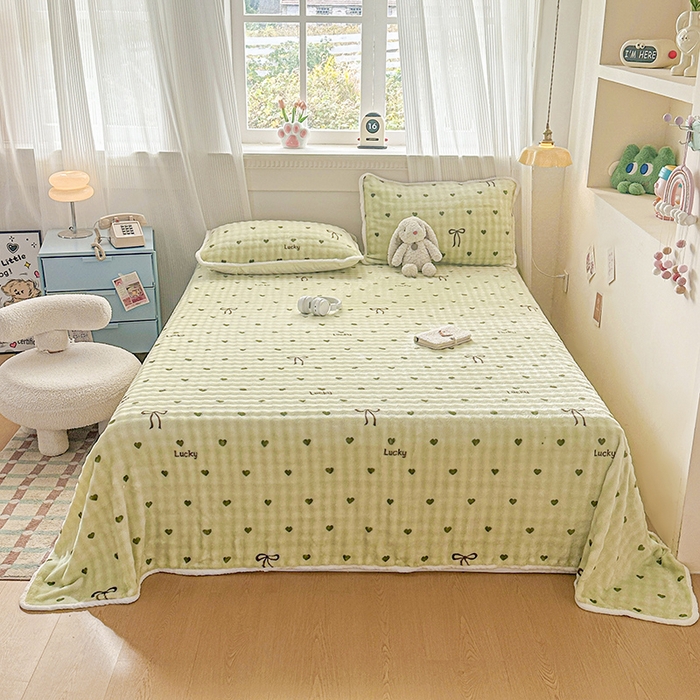 91家纺网 家纺一手货源 找家纺 丝芙妮家居（原乐视家纺） 2025新款A类牛奶泡泡绒印花单品床单 心愿蝴蝶-绿