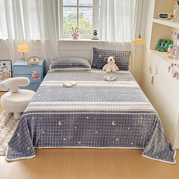 91家纺网 家纺一手货源 找家纺 丝芙妮家居（原乐视家纺） 2025新款A类牛奶泡泡绒印花单品床单 夜幕星辰