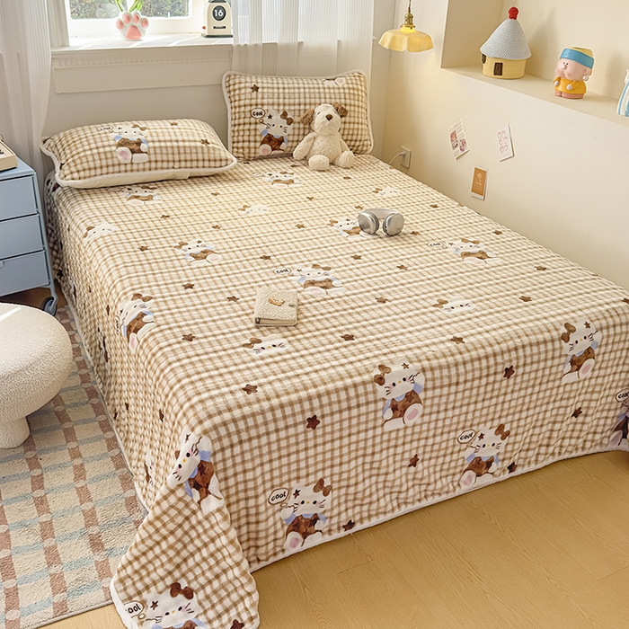 91家纺网 家纺一手货源 找家纺 丝芙妮家居（原乐视家纺） 2025新款A类牛奶泡泡绒印花单品床单 慵懒KT