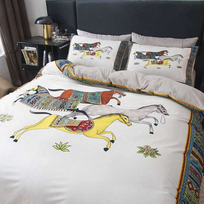 91家纺网 家纺一手货源 找家纺 爵仕家纺 2025新款跨境轻奢外贸加绒秋冬保暖宝宝绒水晶绒抗静电不掉毛四件套床单被套 群马白