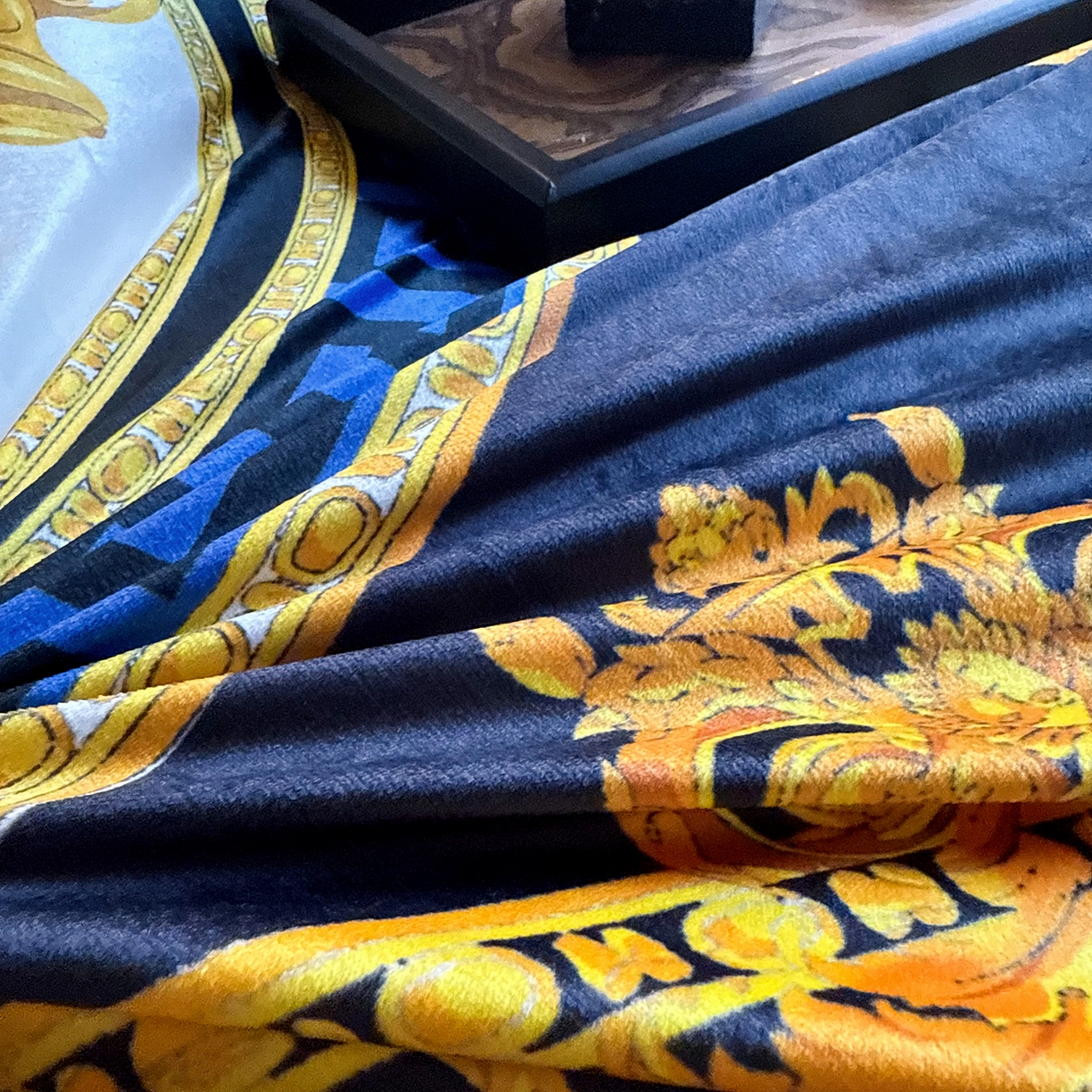 91家纺网 家纺一手货源 找家纺 爵仕家纺 2025新款跨境轻奢外贸加绒秋冬保暖宝宝绒水晶绒抗静电不掉毛四件套床单被套 圣杯