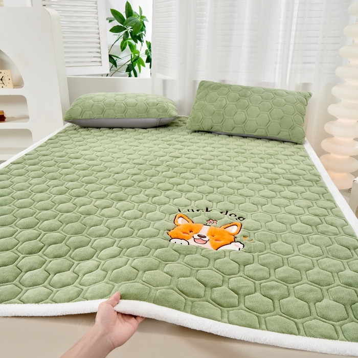永旺家纺 2025新款宝宝牛奶绒床护垫床垫-柯基 柯基-抹茶绿