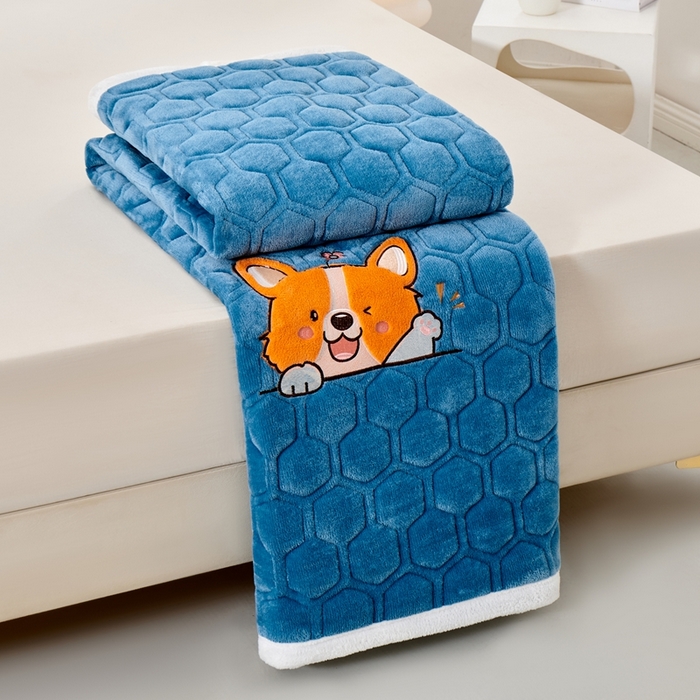 91家纺网 家纺一手货源 找家纺 永旺家纺 2025新款宝宝牛奶绒床护垫床垫-柯基 柯基-海洋蓝