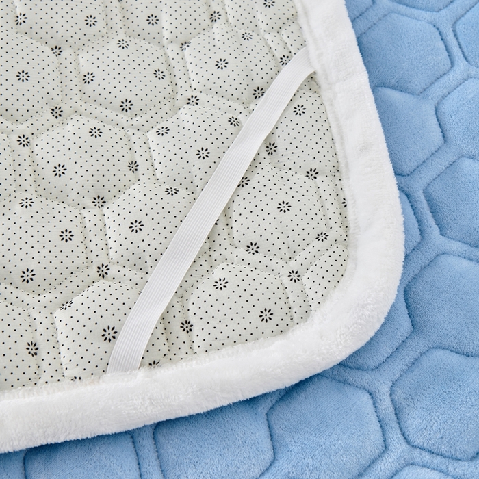 91家纺网 家纺一手货源 找家纺 永旺家纺 2025新款宝宝牛奶绒床护垫床垫-柯基 柯基-天空蓝